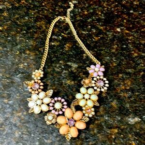 Flowered jewel necklace